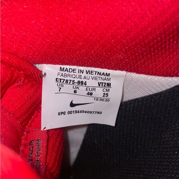 Red Air Force Ones - like new condition, men’s size 7 - Picture 5 of 5